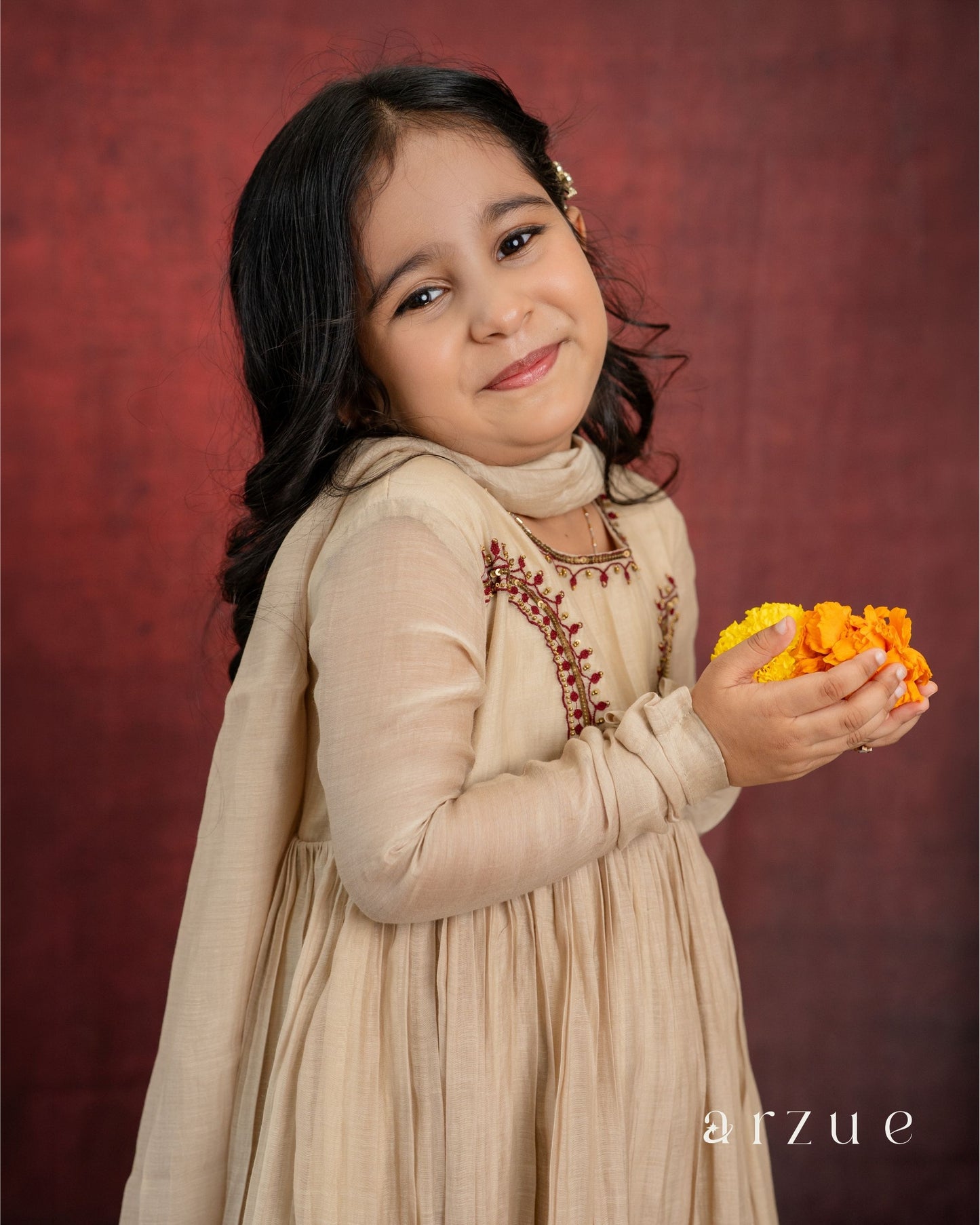 Guldasta Beige Set