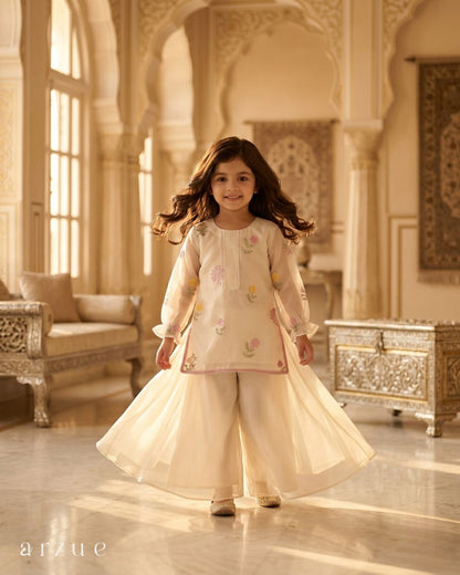 Guldasta Off  White - Palazzo Set