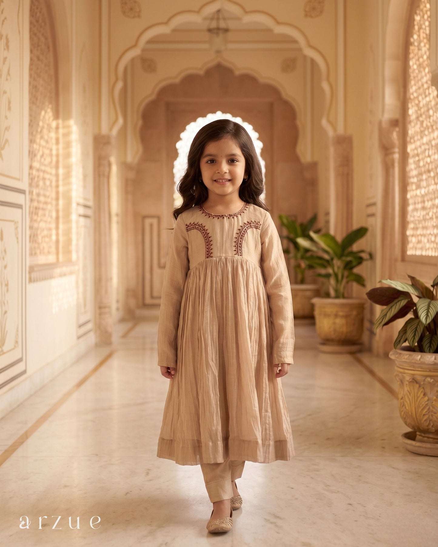 Guldasta Beige Set