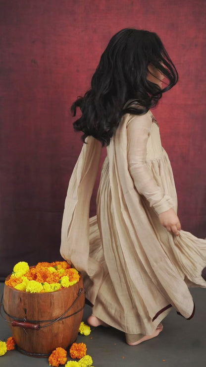 Guldasta Beige Set